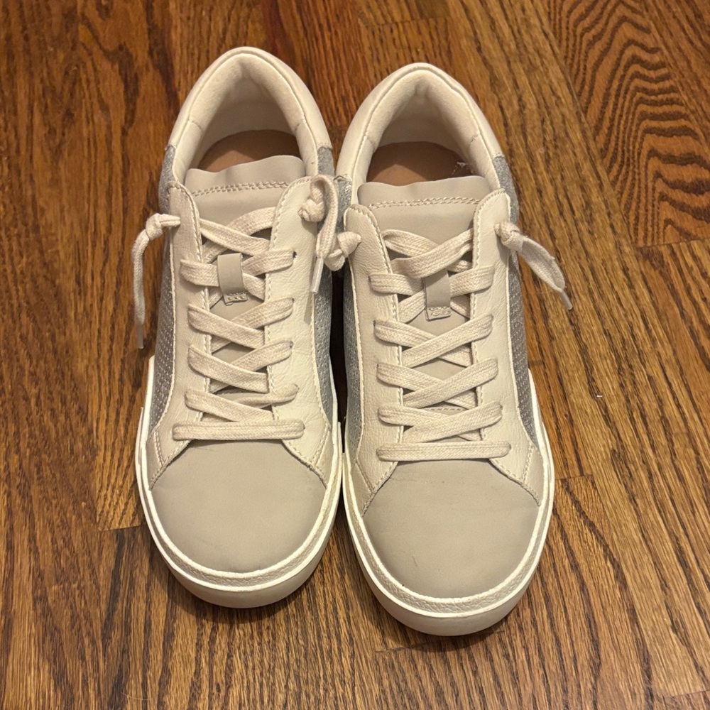 Dolce Vita Cream Lace-Up Sneakers